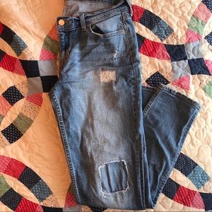 Old Navy Boyfriend Jeans (Size 4)